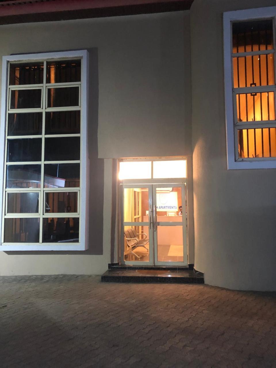 Posh Hotel And Suites Ikeja Exterior foto